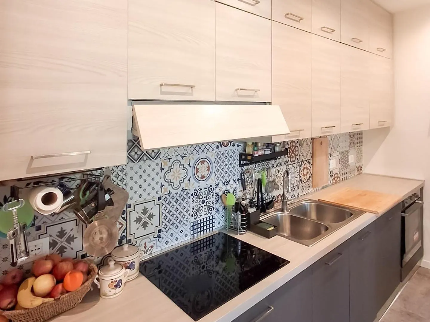 Bright One-Bedroom Apartment Near Isola Milaan 0*,  Italië